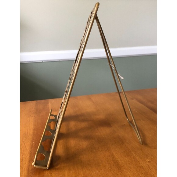 Caffco Quatrefoil Gold Metal Book Art Stand Tablet Holder 10 x 8" - Picture 2 of 6